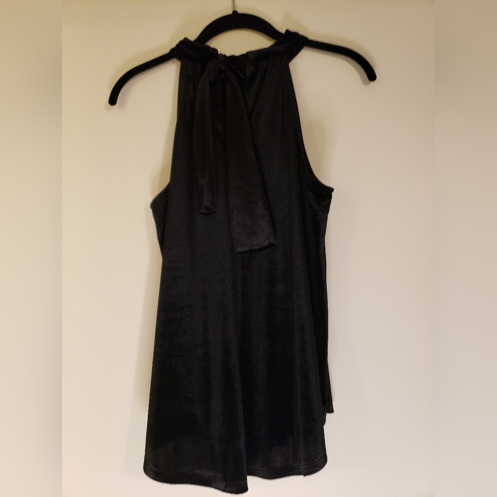Gibson Black Velvet Halter Top - Picture 3 of 5